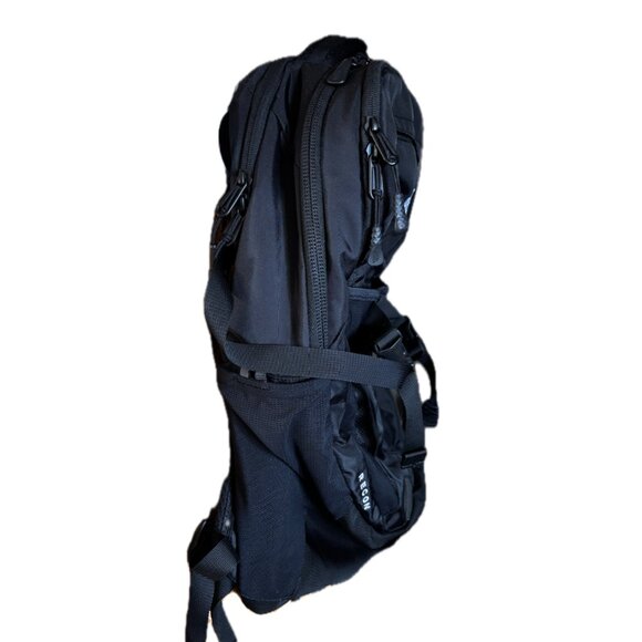The North Face | (GREAT Condition) Recon 29 L Backpack | TNF black - Picture 3 of 11